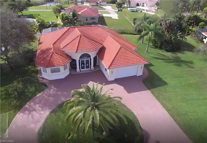 24893 Valdez CT, BONITA SPRINGS FL 34135