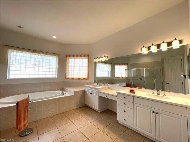 24893 Valdez CT, BONITA SPRINGS FL 34135