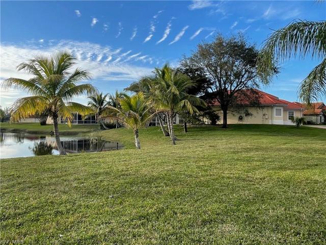 24893 Valdez CT, BONITA SPRINGS FL 34135