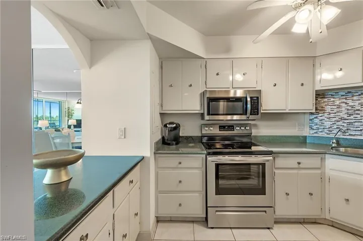 5 Bluebill Ave 403, Naples, Florida 34108