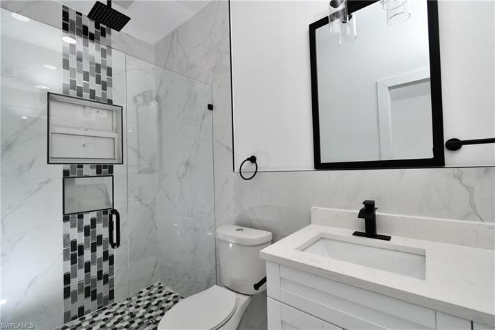 621  Tomasello  DR, Lehigh Acres, FL 33974