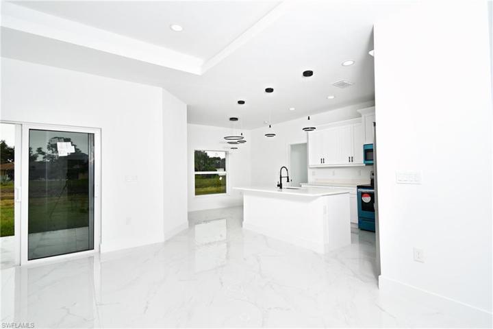 621  Tomasello  DR, Lehigh Acres, FL 33974