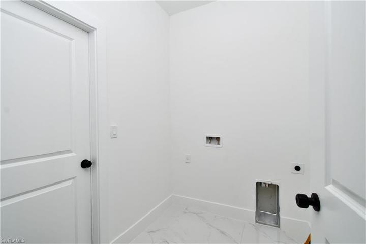 621  Tomasello  DR, Lehigh Acres, FL 33974