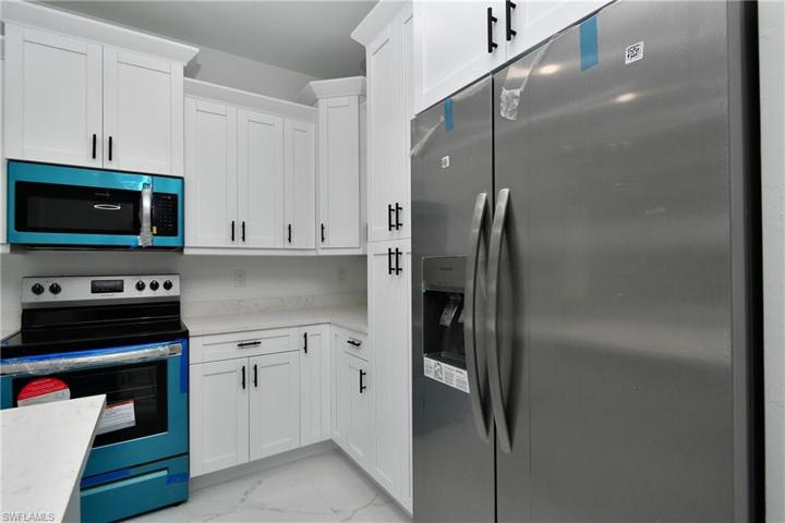 621  Tomasello  DR, Lehigh Acres, FL 33974