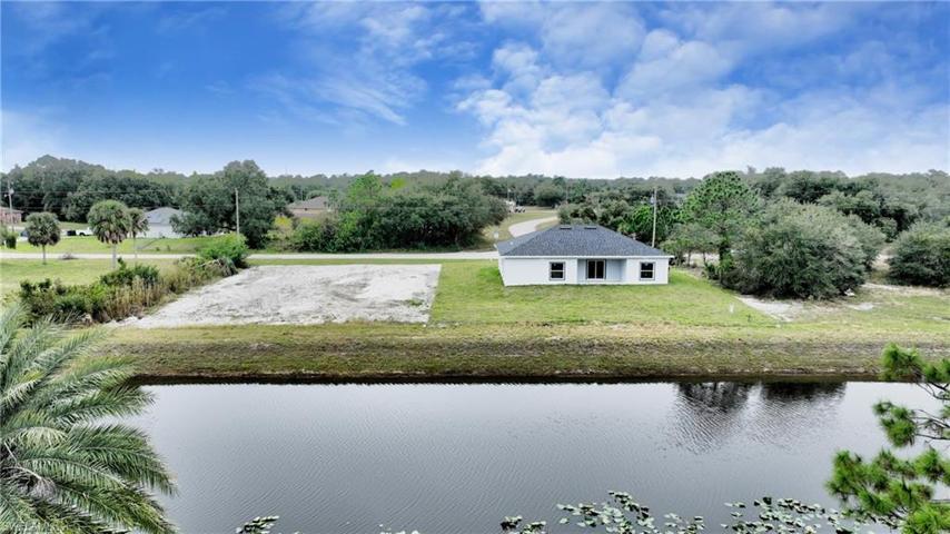 621  Tomasello  DR, Lehigh Acres, FL 33974