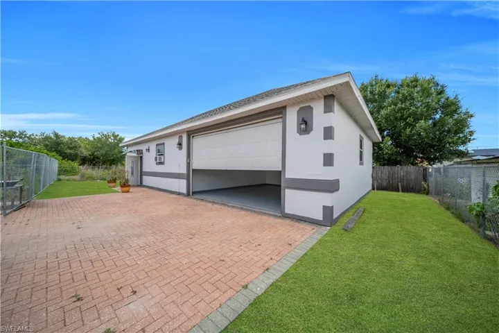 5314 4th St W, Lehigh Acres, Florida 33971
