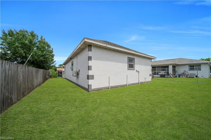 5314 4th St W, Lehigh Acres, Florida 33971