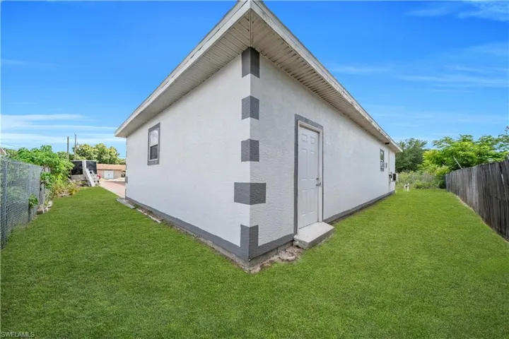 5314 4th St W, Lehigh Acres, Florida 33971