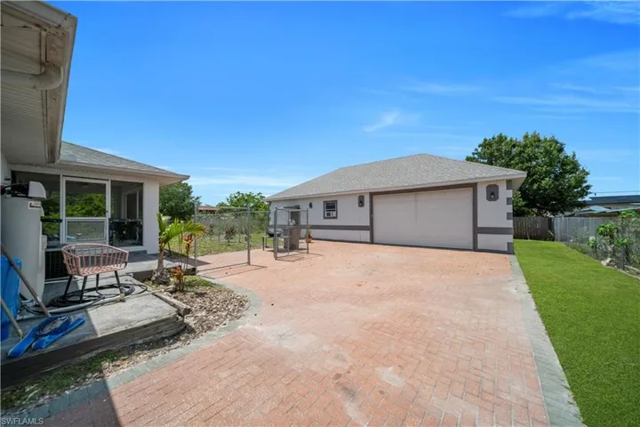 5314 4th St W, Lehigh Acres, Florida 33971