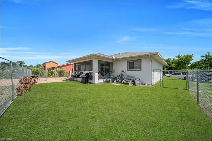 5314 4th St W, Lehigh Acres, Florida 33971