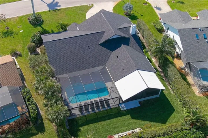 2307  Queens  WAY, Naples, FL 34112