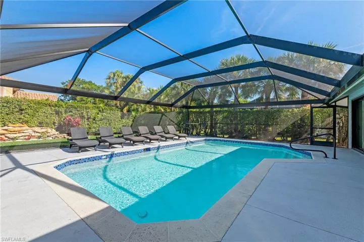 Saltwater heated Pool