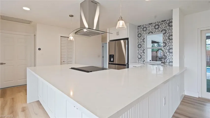 1393 White Cedar Ln, North Fort Myers, Florida 33917
