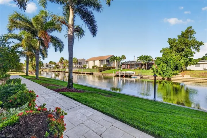 4904  Vincennes  ST, Cape Coral, FL 33904