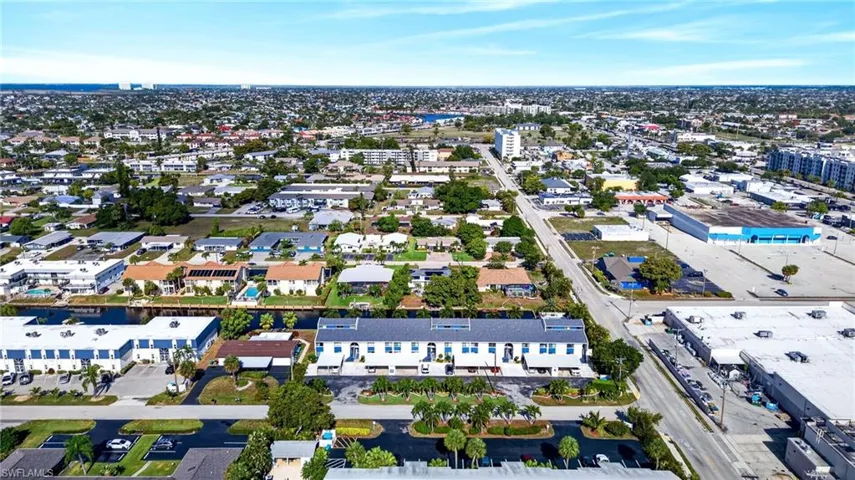4904  Vincennes  ST, Cape Coral, FL 33904