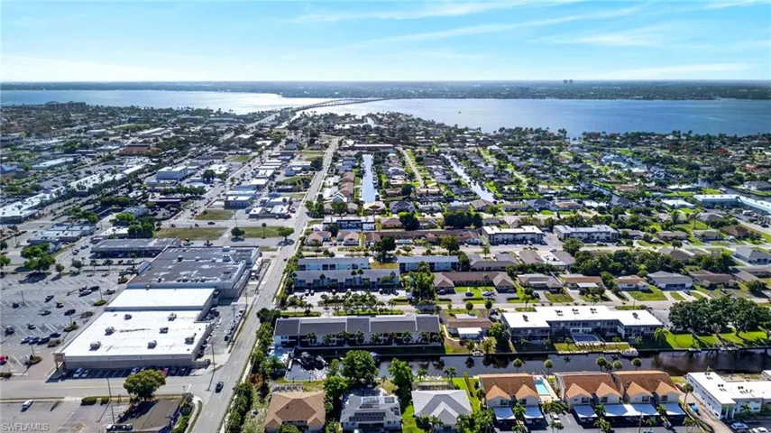 4904  Vincennes  ST, Cape Coral, FL 33904