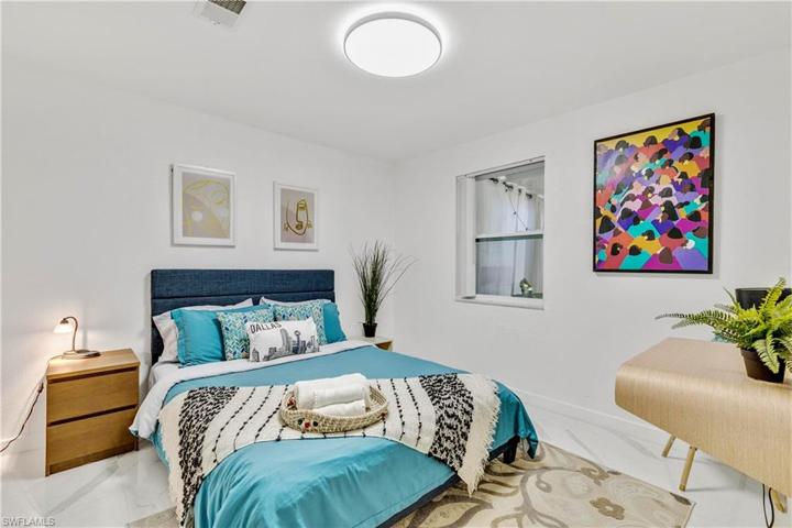 4683