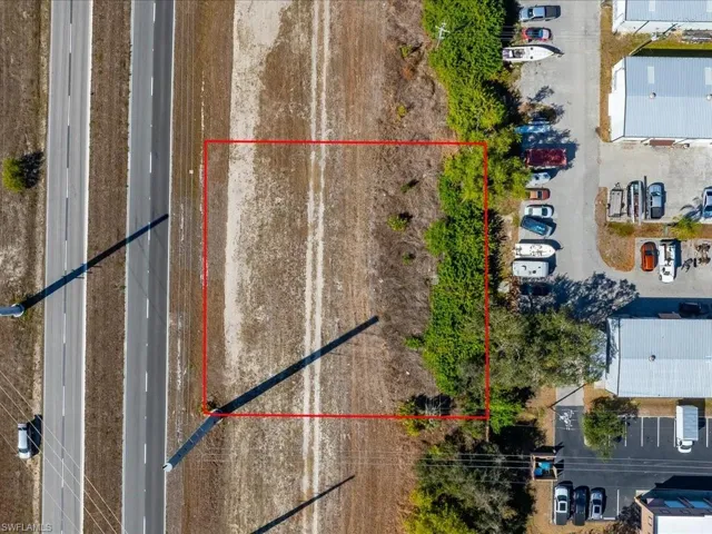 927  Kismet E PKWY, Cape Coral, FL 33909
