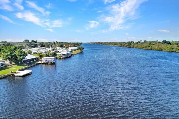 15034  Buckeye  DR, FORT MYERS, FL 33905