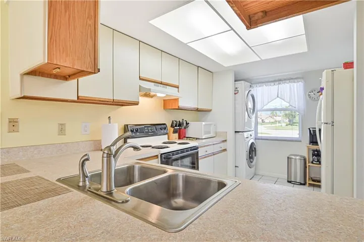 1936 Beach Pkwy # 112, Cape Coral, Florida 33904