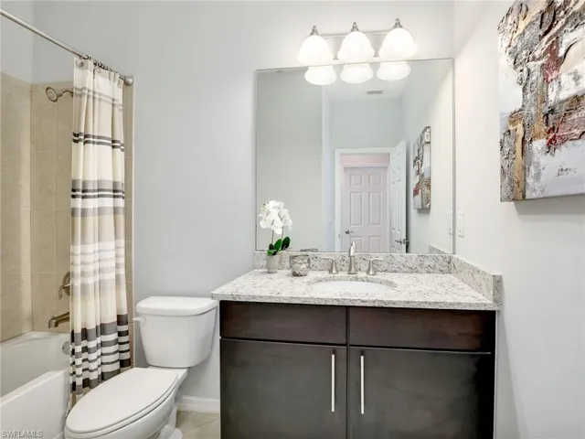 2nd Full Bathroom