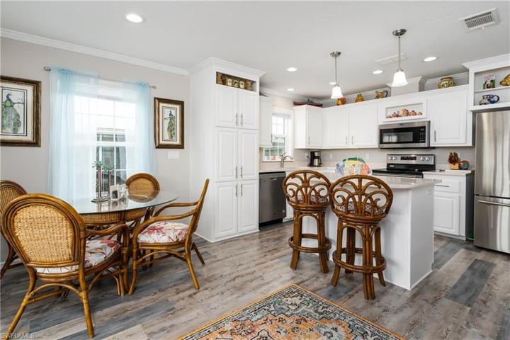 36  Le Mans  DR, NAPLES, FL 34112