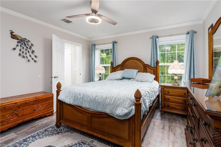 36  Le Mans  DR, NAPLES, FL 34112