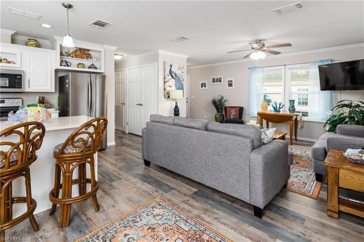 36  Le Mans  DR, NAPLES, FL 34112