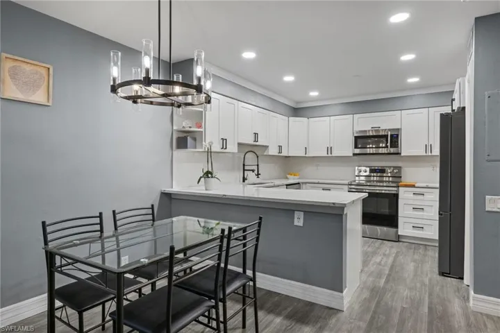 6891  Pentland  WAY, Fort Myers, FL 33966