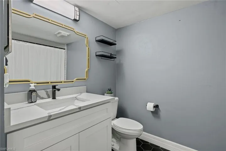 6891  Pentland  WAY, Fort Myers, FL 33966