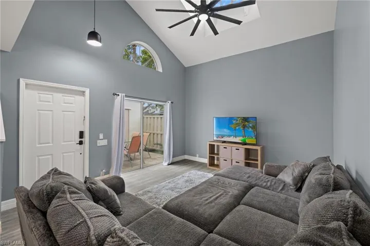 6891  Pentland  WAY, Fort Myers, FL 33966