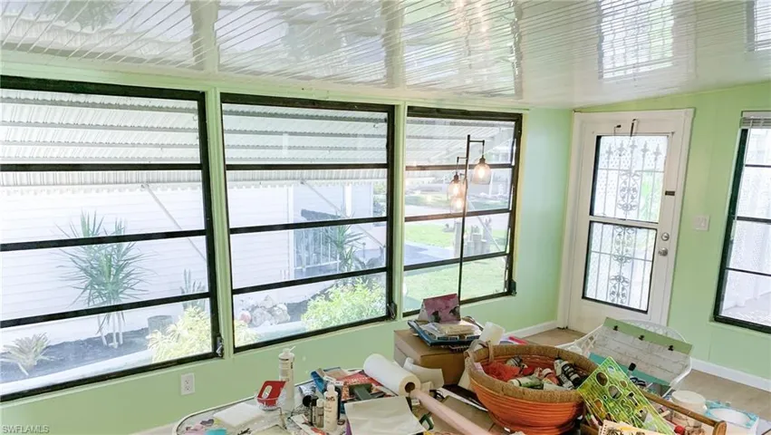 Spacious Lanai