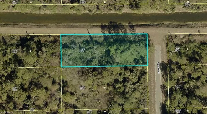 325 Irving Ave, Lehigh Acres, Florida 33936