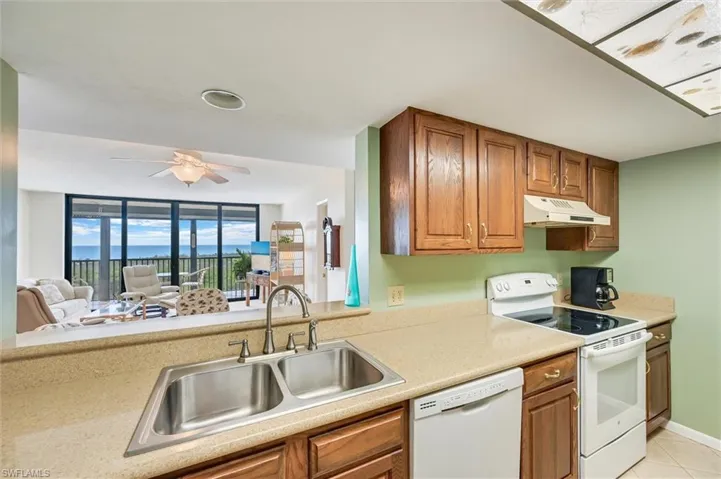 17 Bluebill Ave 803, Naples, Florida 34108