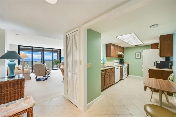 17 Bluebill Ave 803, Naples, Florida 34108