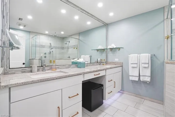 631 5th St Sw, Naples, Florida 34117