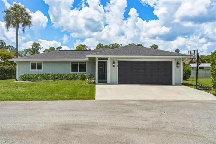 631 5th St Sw, Naples, Florida 34117