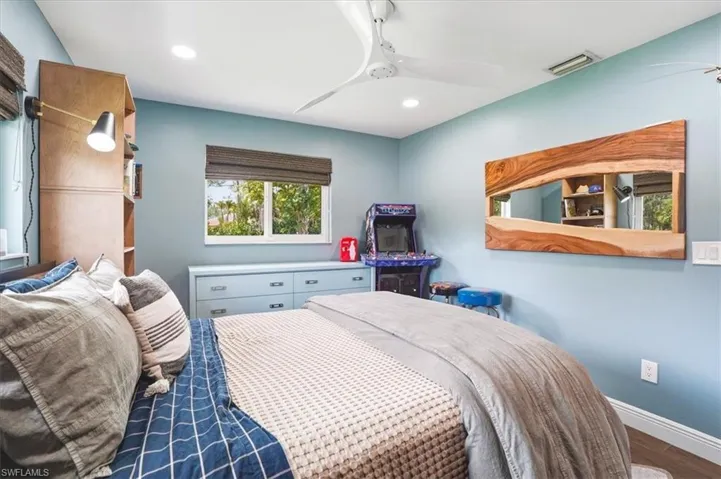 631 5th St Sw, Naples, Florida 34117