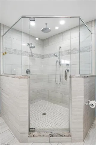 631 5th St Sw, Naples, Florida 34117