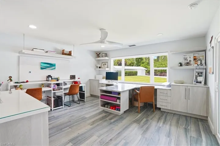 631 5th St Sw, Naples, Florida 34117