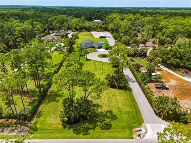 631 5th St Sw, Naples, Florida 34117