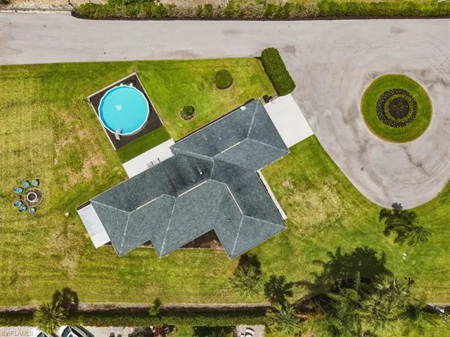 631 5th St Sw, Naples, Florida 34117