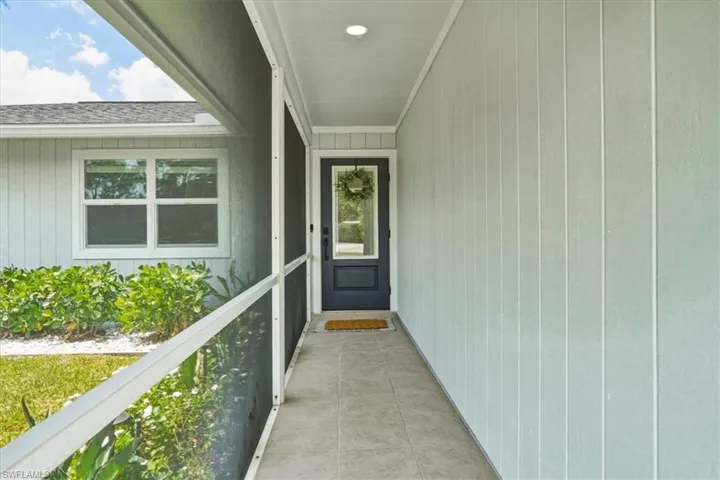 631 5th St Sw, Naples, Florida 34117
