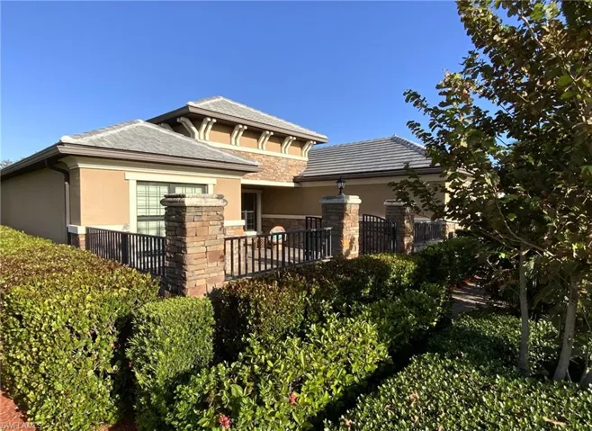 Discover This Fabulous Private Courtyard Upon Arrival!