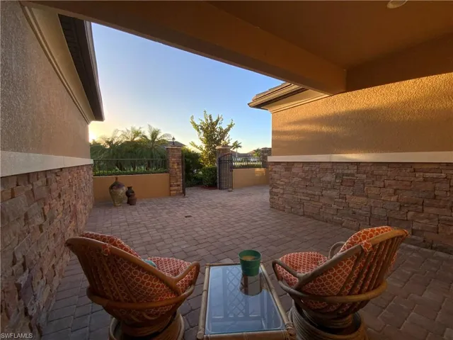 Come Enjoy this Peaceful Sunset Glow at the End of the Day...