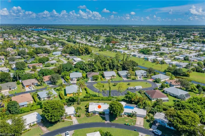 17 Lanai CIR # 17, NAPLES FL 34112