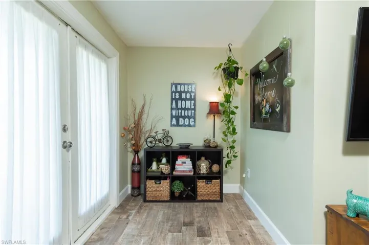 17 Lanai CIR # 17, NAPLES FL 34112