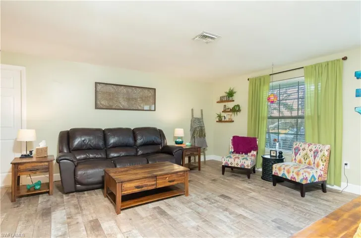 17 Lanai CIR # 17, NAPLES FL 34112