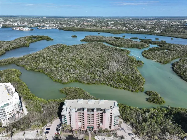 262 Barefoot Beach Blvd 306, Bonita Springs, Florida 34134