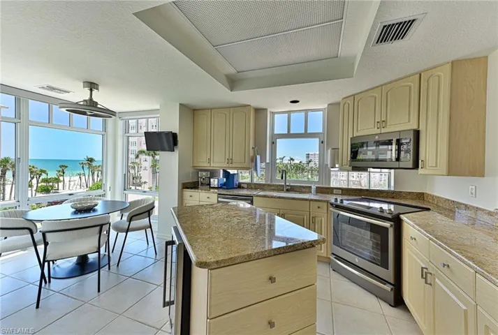 262 Barefoot Beach Blvd 306, Bonita Springs, Florida 34134